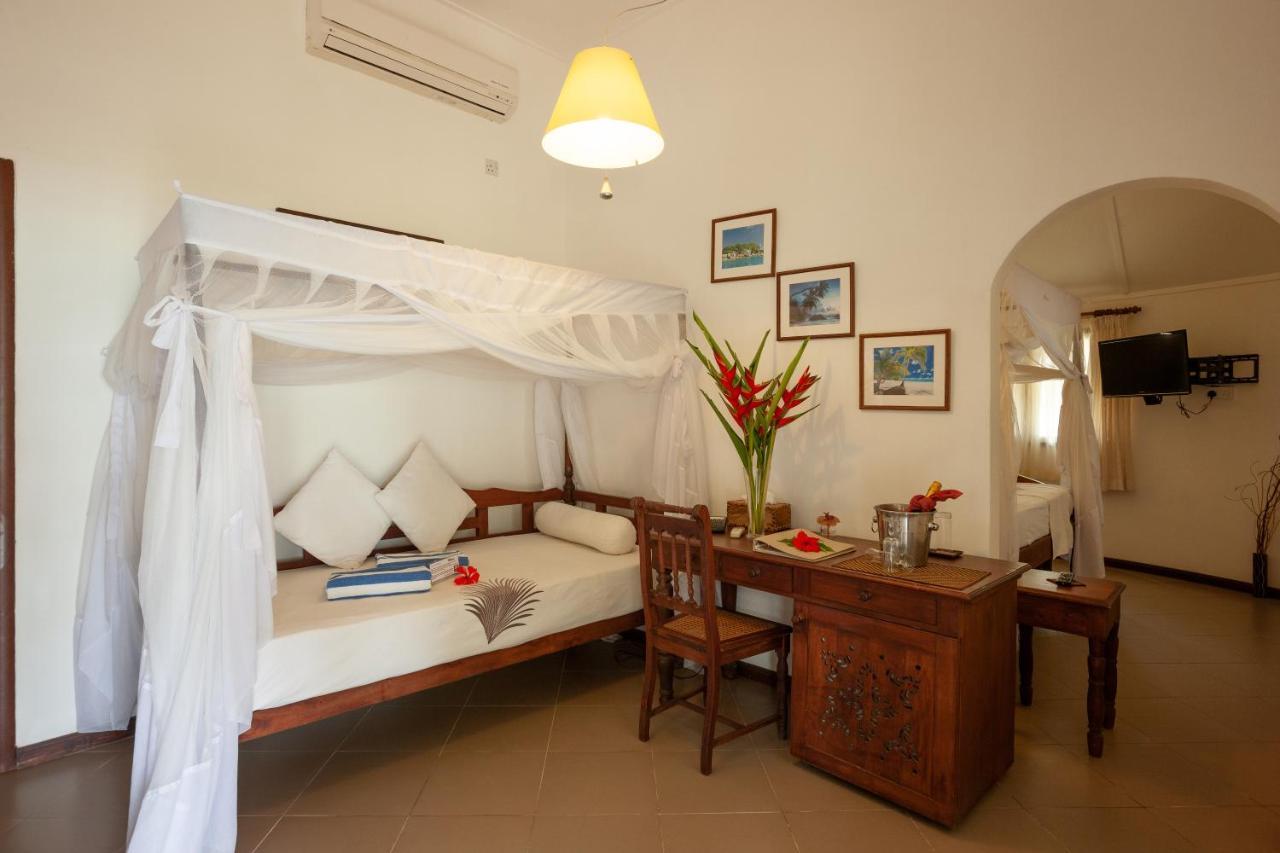Cote D'or فندق Anse Volbert Village