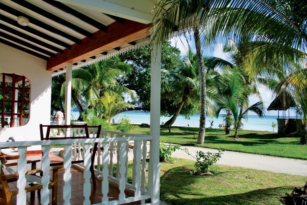 فندق Cote D'or Anse Volbert Village